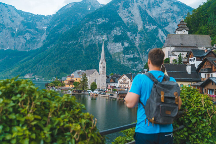 TPersonalmangel im Tourismus: Auswirkungen auf Einkommen und Konsum